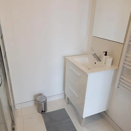 Apartment T2 Neuf Hypercentre 5 Couchages *