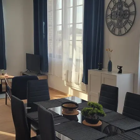Apartment T2 Neuf Hypercentre 5 Couchages *